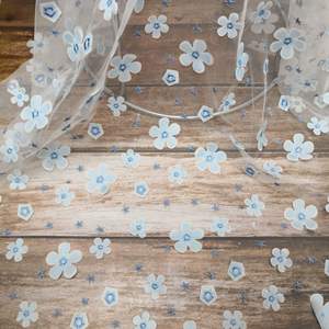 Tissu maille dentelle blanche maille découpée au laser fleur de prunier vêtements d'été pour enfants ours mignon utiliser 3d broderie dentelle maille tissu - Product Image 1