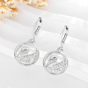 2025 haute qualité Fine nouveau cygne rond 14k cuivre plaqué or incrusté Zircon usure quotidienne boucles d'oreilles en laiton bijoux pour femmes - Product Image 2