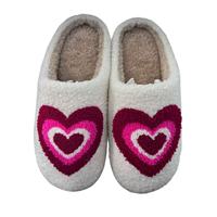 Nouvelles pantoufles en forme de cœur, automne et hiver, pantoufles en fourrure pour couple, pantoufles d'intérieur, mignonnes, à semelle épaisse, antidérapantes, dessin animé