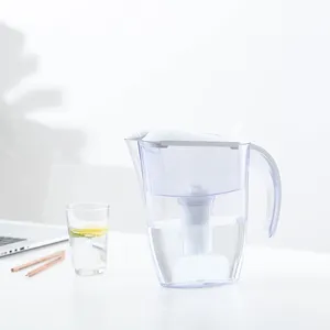 Rimuovere il filtro al cloro 10 tazze di acqua pura 4.4L ad alta capacità facile da installare brocca con filtro dell'acqua all'ingrosso