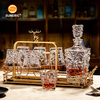 Coffret cadeau OEM pour la maison, ensemble de 7 bouteilles et verres à whisky avec support et plateau, pour verre à liqueur, carafe à vin en cristal, ensemble de boîtes à whisky