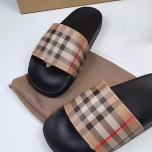 <span class=keywords><strong>Sandali</strong></span> <span class=keywords><strong>Estivi</strong></span> 2026 Hot Sale da <span class=keywords><strong>Uomo</strong></span> e Donna, <span class=keywords><strong>Sandali</strong></span> Casual OEM per Coppie, Ciabatte Designer da Esterno, Scarpe Basse - Product Image 3