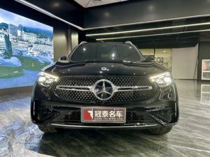 <span class=keywords><strong>Mercedes</strong></span>-Benz <span class=keywords><strong>GLC</strong></span> 300L <span class=keywords><strong>4MATIC</strong></span> Dynamic Edition 2017, Usado, en Buen Estado, <span class=keywords><strong>Precio</strong></span> Bajo, Volante a la Izquierda, Turbo, Cuero Oscuro, SUV - Product Image 2