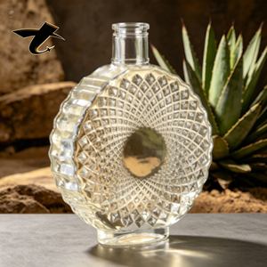 Botella <span class=keywords><strong>de</strong></span> vidrio vacía <span class=keywords><strong>de</strong></span> 500 ml para <span class=keywords><strong>vodka</strong></span> y ginebra, con tapón y corcho, para <span class=keywords><strong>vodka</strong></span>, ginebra y whisky. - Product Image 1