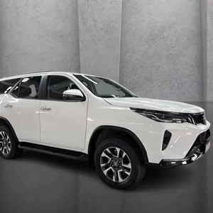 Toyota Fortuner 4X4 2022 - 2024 D'OCCASION DISPONIBLE pour L'EXPORTATION - Product Image 4