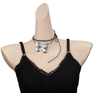 Collar de Moda con Mariposa Metálica, Aleación de Zinc, Hilo Encerado Negro, Joyería para Fiesta - Product Image 1