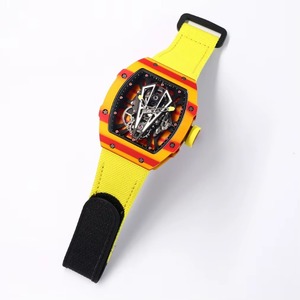 Boîtier en fibre de carbone creuse de haute qualité, montre mécanique de style sportif, couleur orange et jaune, coexistence élégante et dynamique - Product Image 1