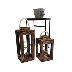 Lanterne porte-bougie en bois faite à la main avec panneaux en verre et impression personnalisable pour la décoration intérieure - Product Image 6