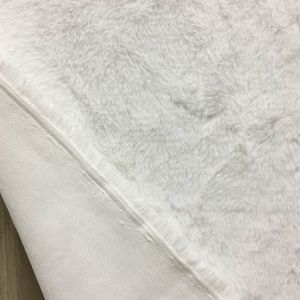 100% Polyester prix d'usine de gros Super doux fausse fourrure de lapin tissu pour couverture jouet Hometextile - Product Image 3