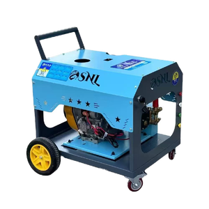 Nouvelle nettoyeuse <span class=keywords><strong>haute</strong></span> <span class=keywords><strong>pression</strong></span> à eau froide 10 kW 13 CV, 250 bars, 16 L/min, alimentée par moteur essence 190 à démarrage électrique, pour le nettoyage des surfaces extérieures - Product Image 1