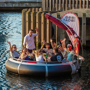 Bote Eléctrico <span class=keywords><strong>para</strong></span> 10 Personas con <span class=keywords><strong>Barbacoa</strong></span>, Mesa de Comedor y Sombrilla <span class=keywords><strong>para</strong></span> Lago, Muelle y Resort - Product Image 4