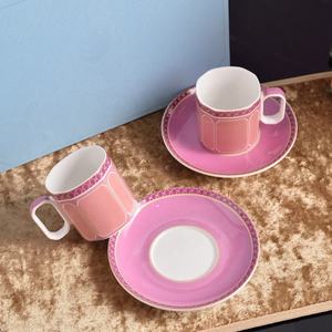Service à thé de l'après-midi de style européen simple avec tasse à café et soucoupes en porcelaine verte de 200 ml - Product Image 2