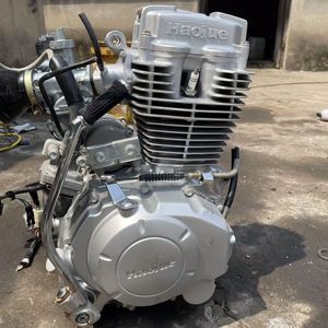 Moteur d'occasion Haojue CG125 4 <span class=keywords><strong>temps</strong></span> 200cc CDI à cinq vitesses pour utilisation tout-terrain et <span class=keywords><strong>cross</strong></span>-country Qianjiang Dayang Longxin - Product Image 6