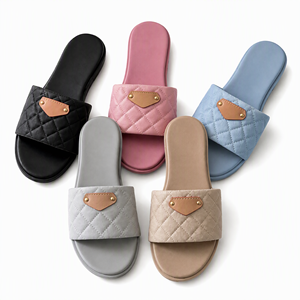 Sandalias Planas Acolchadas para Mujer, Sandalias de Playa con Punta Abierta y Amortiguación, Sandalias de Piscina Cómodas para el Verano - Product Image 1