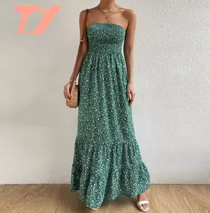 TUOYIメーカー卸売グリーンストラップレス女性花柄ドレスカスタムプリントフリルマキシドレス夏のビーチドレス