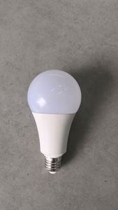 Bombilla LED SKD de 9W con Fuente de Luz SMD, Fuente de Alimentación CA, Materiales Primos, Bombilla Vacía - Product Image 4