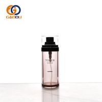 Vente en gros de flacons pulvérisateurs à fine brume avec logo personnalisé en plastique PETG avec pompe pulvérisatrice pour lotion et shampoing