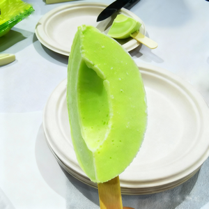 Toptan Viral Hindistan Cevizli Dondurma Meyve Şeklinde Çeyrek Kavun Dondurması Çubukları Egzotik Dondurucu 3D Tatlılar Atıştırmalıklar - Product Image 4