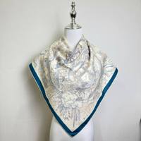 Hoogwaardige op maat gemaakte bloemenprint 100% Mulberry zijden vierkante sjaal (140cm) |   Luxe Jacquard OEM ODM Casual Sjaal Groothandel