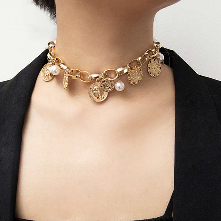 DN-14 Grohandel Schmuck Kurze Cameo-Charm-Halskette Damen Halsband Mode  Perlen-Mnz-Metalllegierung Ketten-Choker| Alibaba.com