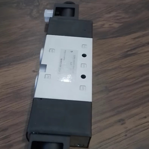 MS6-EE-1 2-V24-S 527682 盒装安全启动阀 - Product Image 1