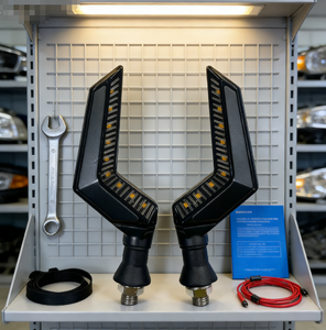 Accesorios de Modificación para Motocicletas, Luz Direccional LED de Dos Colores con Forma de Ala, Efecto de Agua Fluyendo, Alas de Ángel Horizontales - Product Image 5