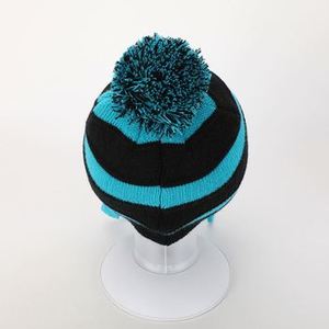 Bonnet unisexe de haute qualité personnalisé, uni, avec logo en cuir, bonnet d'hiver tricoté, bonnet tricoté - Product Image 3