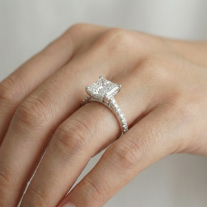 Anillo de platino con diamantes cultivados en laboratorio, joyería fina para mujer con un aspecto lujoso, banda de platino duradera, ideal para aniversario. - Product Image 5