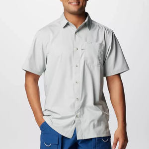 Chemise de pêche haut de gamme Sun Brandsun pour le travail, à capuche ventilée, en micro-polyester, motif camouflage canard, boutonnée. - Product Image 1