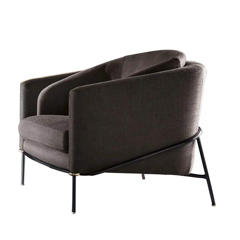 लक्जरी डिजाइन होटल लिविग रूम फर्नीचर हाथ की कुर्सी आरामदायक आधुनिक कपड़े की कुर्सी