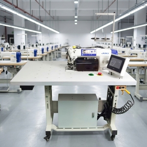 Máquina de Coser Automática con Plantilla para la Confección de Cuellos - Product Image 1