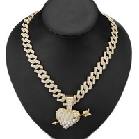 Pendentif en alliage flèche traversant le cœur, collier hip-hop pour homme, bijou pendentif amour