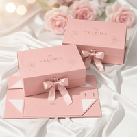 Boîte en papier rose pliable magnétique de luxe haut de gamme personnalisée, laminage brillant, logo personnalisé, emballage avec ruban, écologique