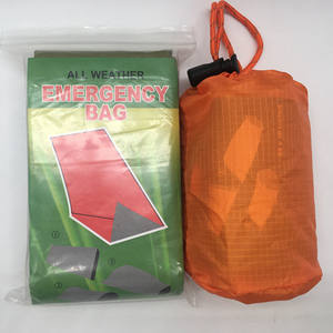 Couverture thermique de survie ultra-légère pour l'extérieur, tente d'urgence et sac de couchage pour les aventures en plein air - Product Image 2