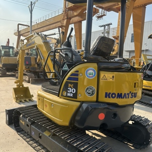 Mini-excavatrice Komatsu PC30MR d'occasion, rapide et pratique, 3 tonnes, hydraulique, petite excavatrice sur chenilles Komatsu PC40 d'occasion - Product Image 5