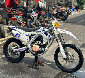 <span class=keywords><strong>Moto</strong></span> tout-terrain d'aventure chinoise d'occasion à moteur refroidi par eau, <span class=keywords><strong>prix</strong></span> bas, 250cc 300cc - Product Image 2