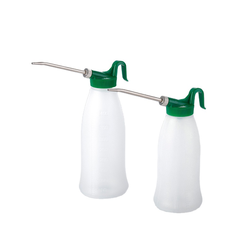Plastic hand lab wash bottle