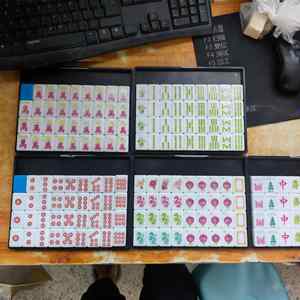 Jeu de Mahjong Américain 30mm 166 Pièces en Mélamine Personnalisable Gravé Imprimé Jeu Complet à Jouer à la Main Faible MOQ Livraison Rapide - Product Image 2