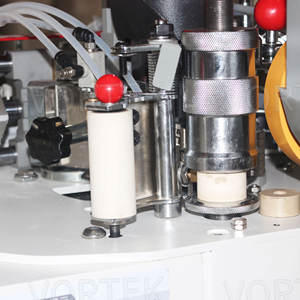 Máquina recortadora automática de bandas de borde de doble función, para fabricación de muebles de carpintería, motor de encolado como componente central, 2 unidades - Product Image 4