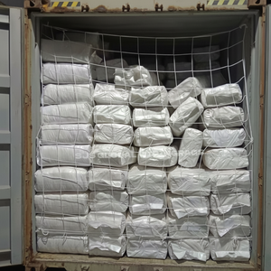 Trapos de algodón 100% blancos, suaves, de punto, cortados de camisetas, para uso en taller, en bolsas de compresión - Product Image 1