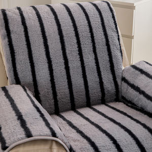 Funda para silla reclinable de pelo de conejo a rayas moderna, funda para sofá, aislamiento de felpa antideslizante adecuado para sillón reclinable individual - Product Image 6