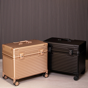 <span class=keywords><strong>Valise</strong></span> en alliage d'<span class=keywords><strong>aluminium</strong></span> et de magnésium avec logo personnalisé, prix d'usine, <span class=keywords><strong>valise</strong></span> professionnelle pour pilotes, bagage à main - Product Image 1