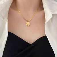 Set Perhiasan Wanita Kalung, Gelang, dan Anting Bunga Semanggi Berdaun Empat dari Baja Anti Karat 316L dengan Rantai Ular Pipih
