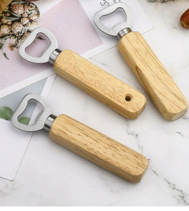 Xinrunjin cadeau de mariage personnalisable manche en bois bière vin et tournevis ouvre-bouteille Logo gravé bambou et bois artisanat - Product Image 2