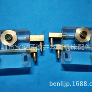 แผ่นฉีดน้ำตัดลวดปูกวง 55*55*15 อะคริลิกแก้ว สำหรับเครื่องขัดโลหะ - Product Image 1
