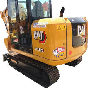 Meilleur prix pour une excavatrice d'occasion 305.5, modèle 2024, poids opérationnel de 5,5 tonnes, capacité de la benne de 0,8 m³, excellent état pour 330D - Product Image 1