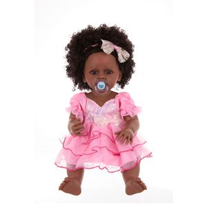 Nouvelle poupée reborn de 55 cm, poupée africaine noire, adorable poupée jouet à cheveux bouclés avec velcro - Product Image 3