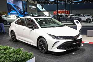 <span class=keywords><strong>Precio</strong></span> usado Toyota <span class=keywords><strong>Corolla</strong></span> <span class=keywords><strong>2021</strong></span> híbrido E CVT 4 puertas 5 plazas de alta velocidad Vehículo de nueva energía coches usados para <span class=keywords><strong>Corolla</strong></span> - Product Image 2
