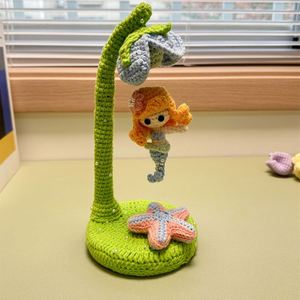 ขายส่งชุดอุปกรณ์ DIY สำหรับทำดอกทิวลิปโครเชต์แฮนด์เมดรูปนางเงือก ของตกแต่งบ้านและโต๊ะทำงาน - Product Image 3
