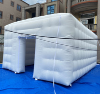 Tente de réception portable gonflable de grande taille pour mariage, discothèque, avec ventilateur intégré, imperméable, couleurs personnalisables, installation facile